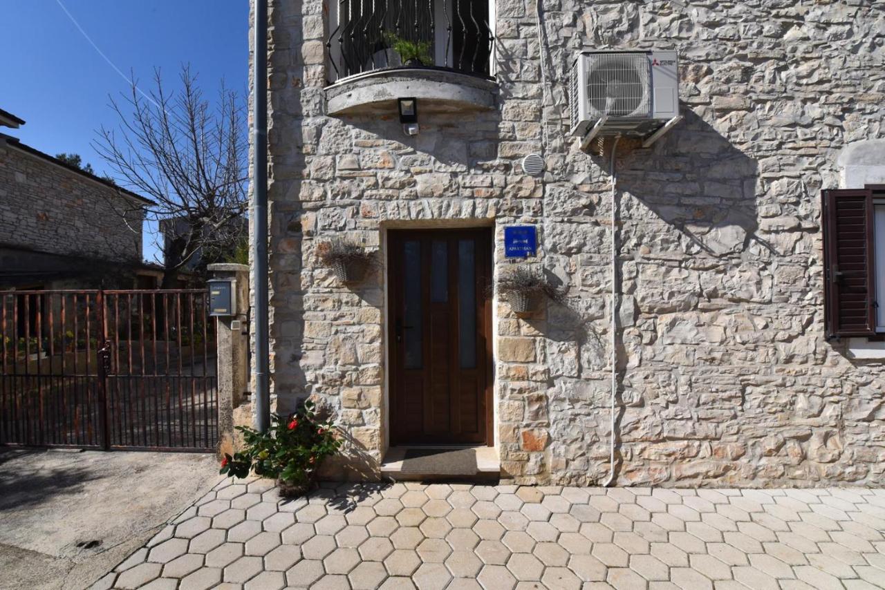 Apartment Nona Tar-Vabriga Exterior foto
